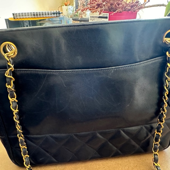 Chanel shoulder purse - Picture 5 of 11